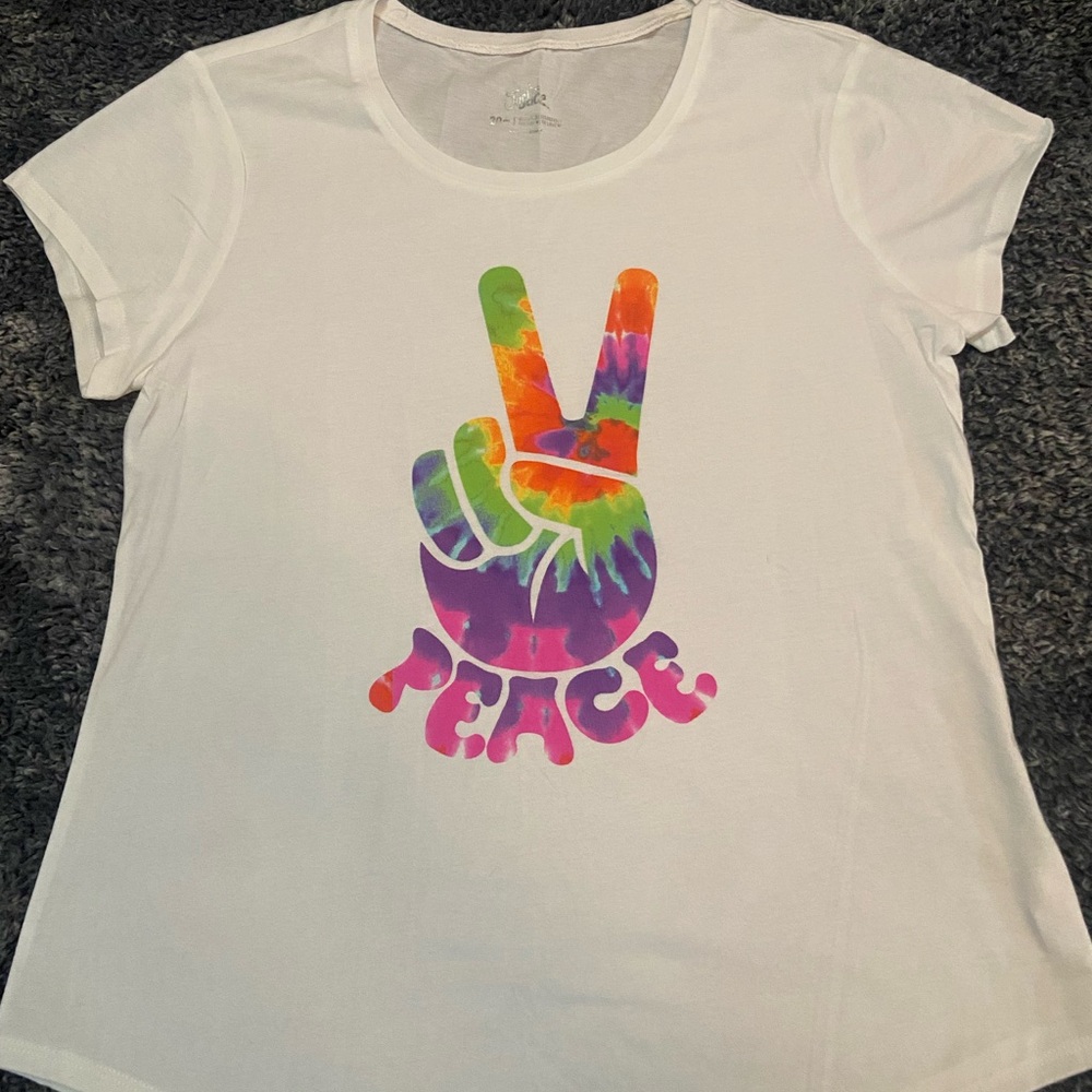 Justice White Tee with Rainbow Tie-Dye Peace Sign, size 20+